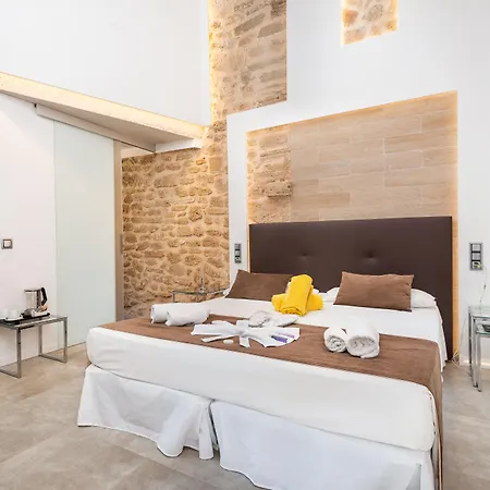 Hotell Simo 4*