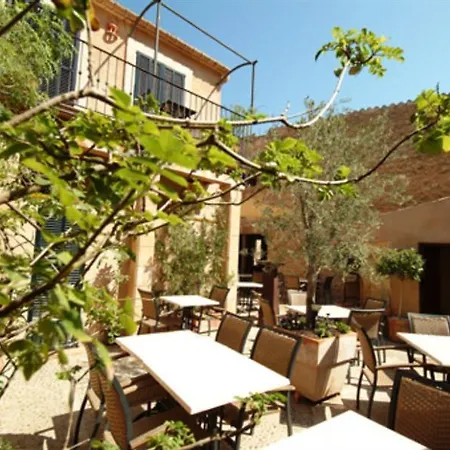 Simo Hotell 4*