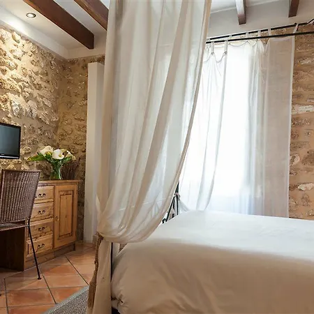 Hotell Simo 4*